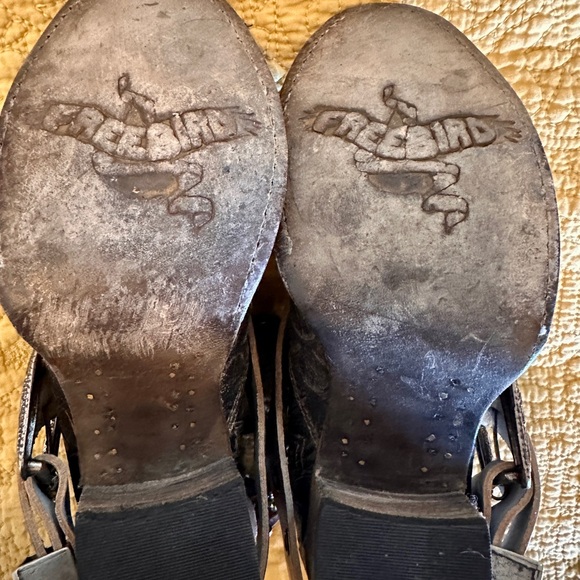 Freebird by Steven Brown Ankle Boots with Brogue Detailing - Picture 6 of 8